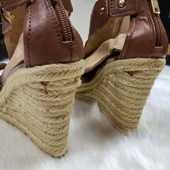 MARC FISHER Colada Wedge Sandals - Picture 9 of 16
